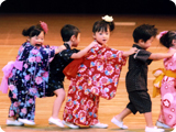 大阪市東成区｜今里｜聖美幼稚園｜バレエ・ダンス・鼓笛隊etc.（生活発表会）

